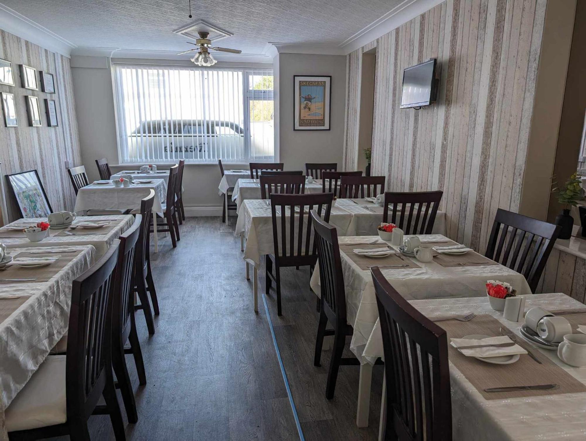 The Ivernia Hotel Skegness Ngoại thất bức ảnh